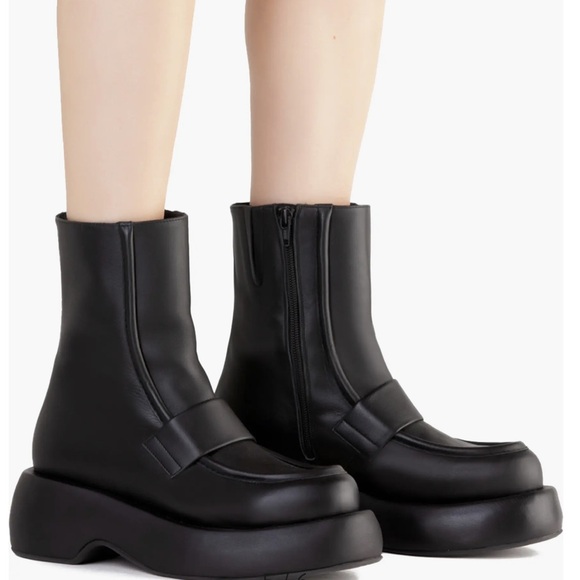 Paloma Barcelo Shoes - 🌹PALOMA BARCELO🌹 Mika Platform Bootie Black Size: 37